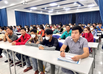 Dịch vụ cho thuê lại lao động 